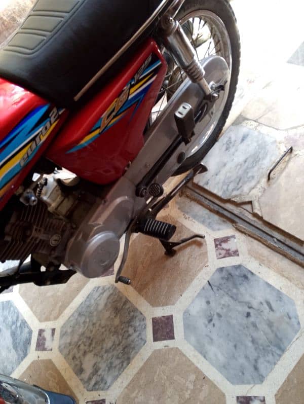 Honda for sale blkl saf koi kam ni hai saf bike hai 3