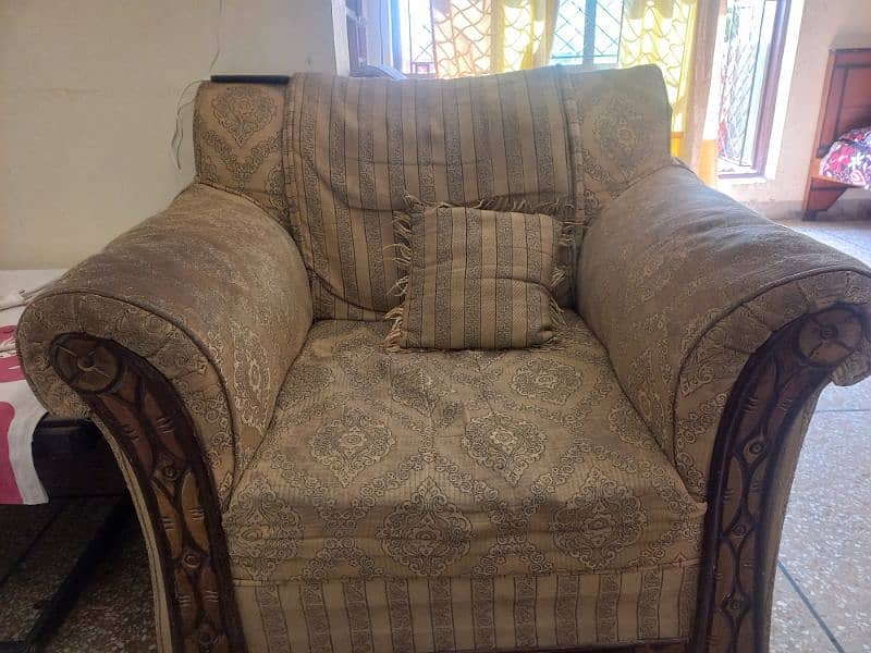 5 Seater Sofa 1