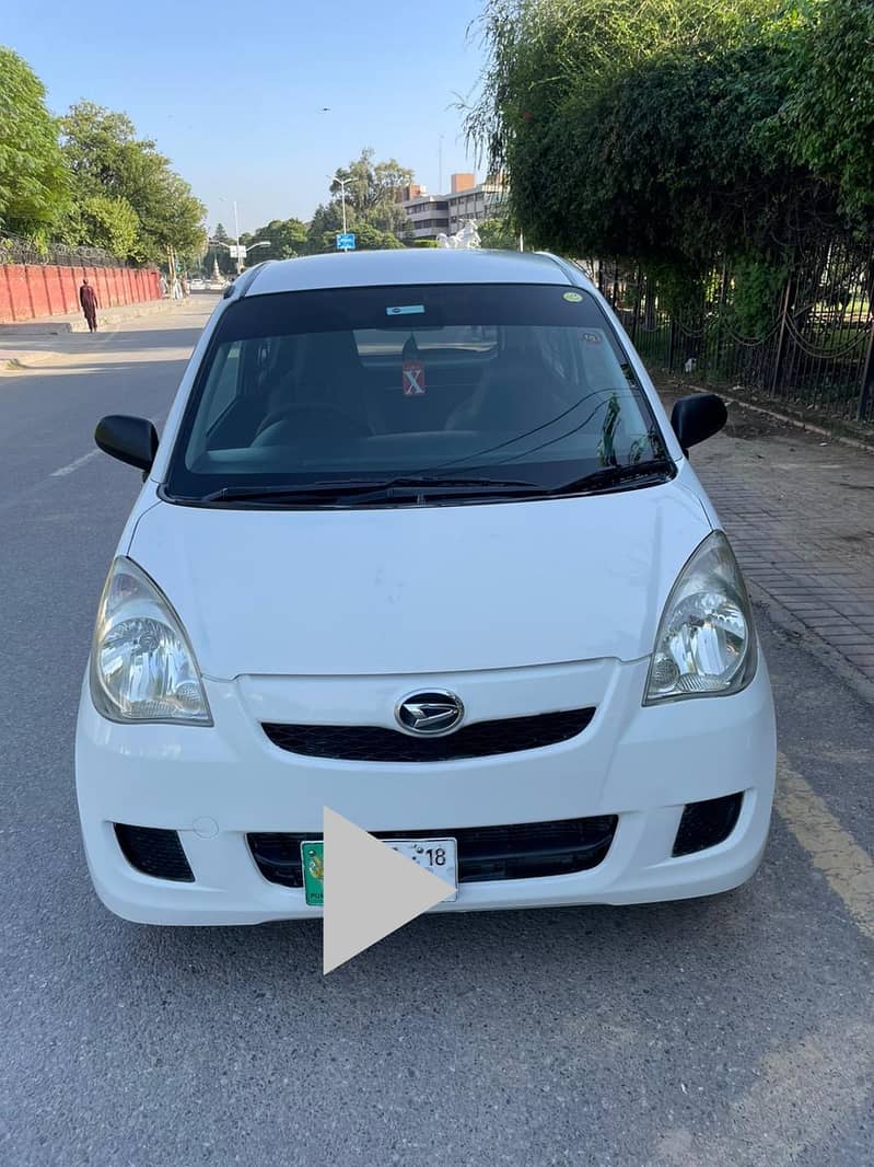 Daihatsu Mira 2014 1