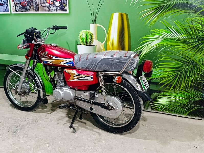 2020 model 125 6