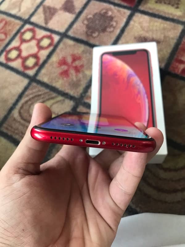 iPhone XR pta approved 1