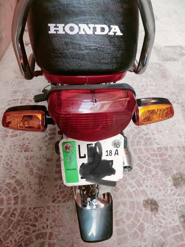 Honda CD 70 2017 8