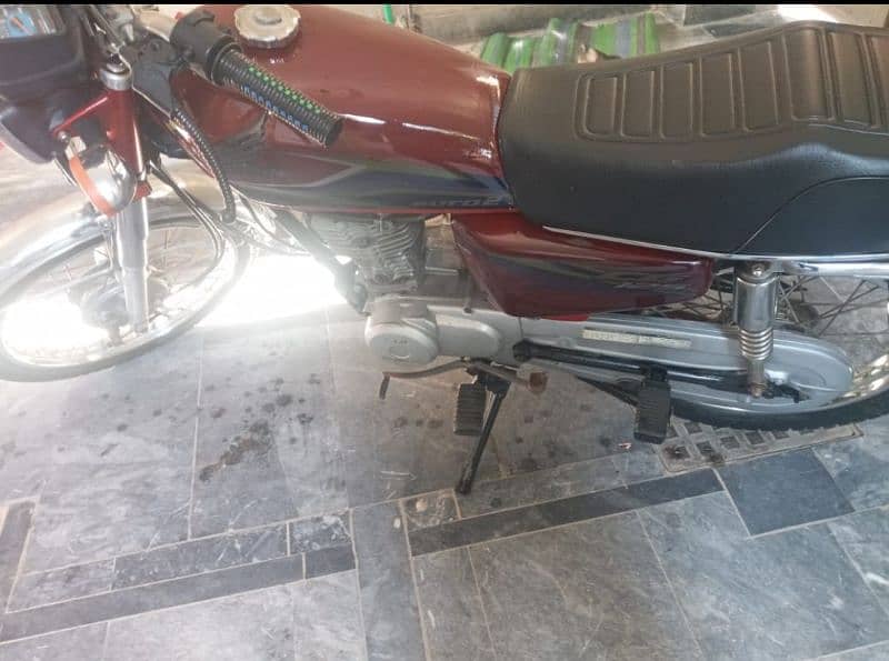 Honda 125 First Hand Used 3