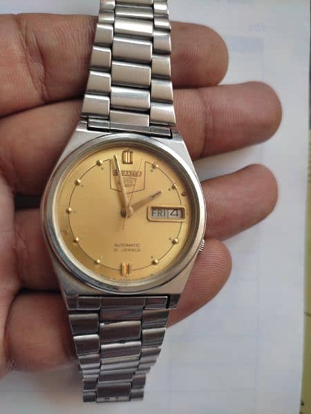 original Seiko 5 automatic (with warranty card) in lush  condition 0