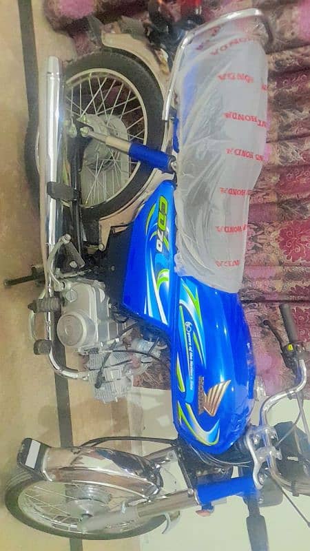 Honda CD70 just like a new blue 1