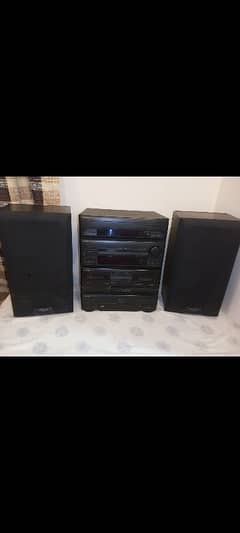 Kenwood hifi music system with original Kenwood speakers