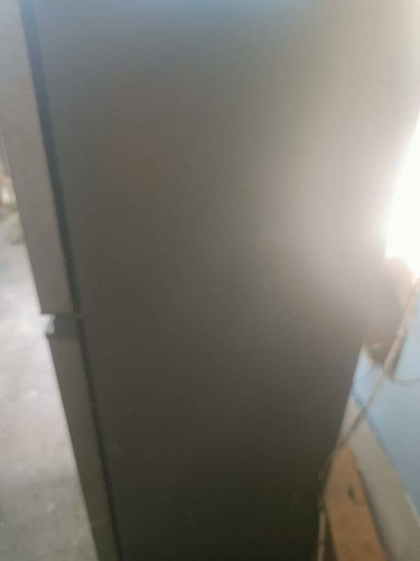 Haier medium fridge 2