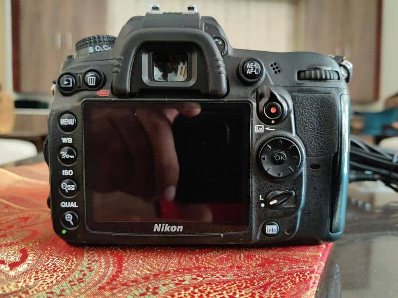 Nikon d7000 dslr camera professional dslr 35-80mm lens great condition 4