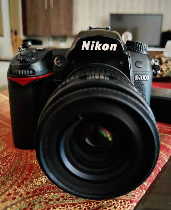 Nikon d7000 dslr camera professional dslr 35-80mm lens great condition 5