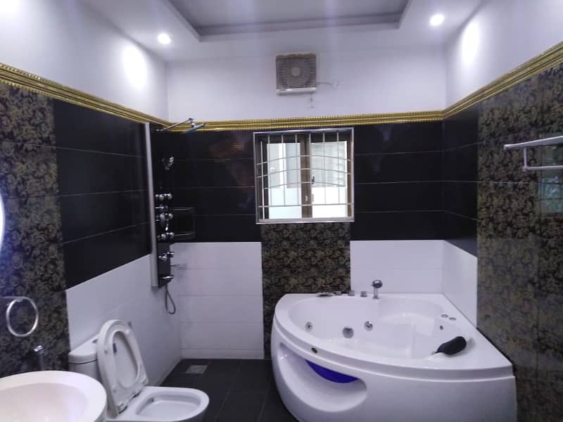 1 Kanal Like New Upper Portion Available For Rent In Oversease B Ext Block Bahria Town Lahore 9