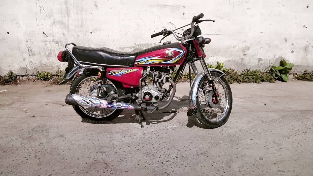 Honda CG 125 2018 4