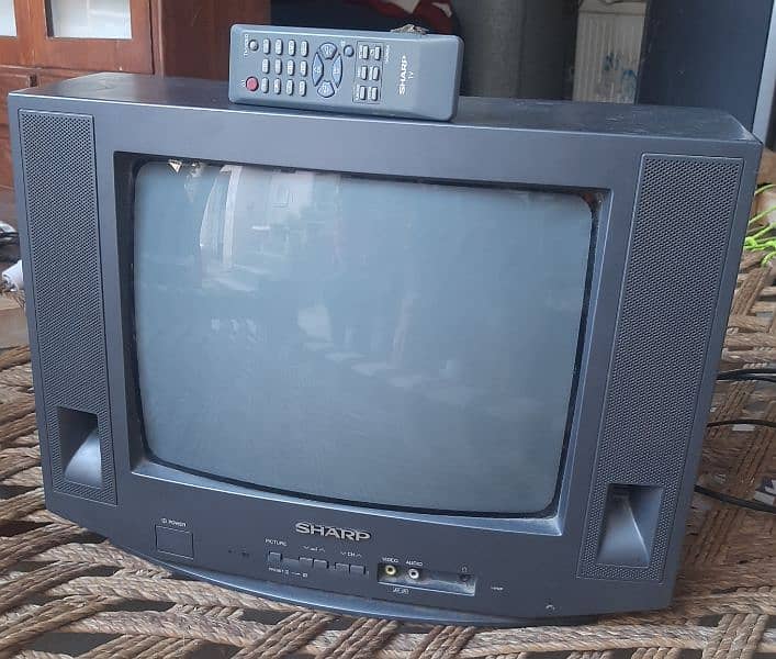 sharp 14" TV 1