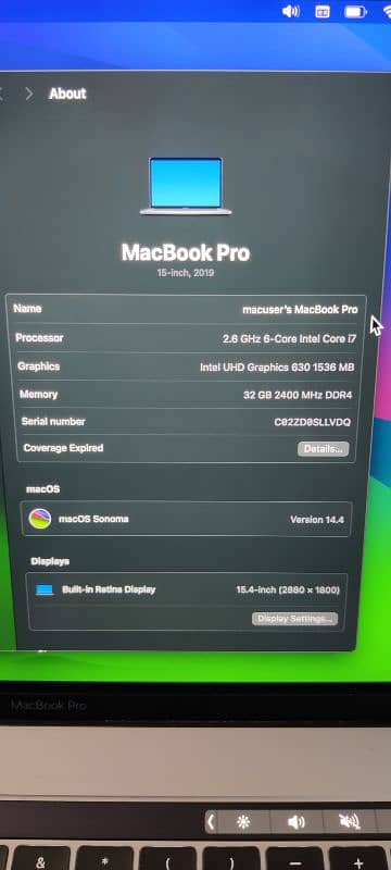 MacBook Pro 2019 1 TB 32 GB Ram 4 gb graphics 6