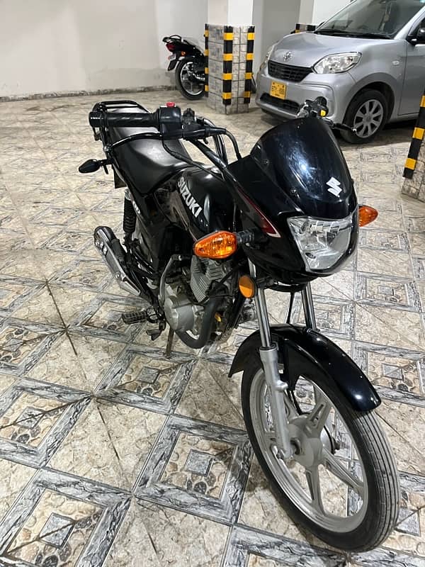 suzuki 110 black colour 7