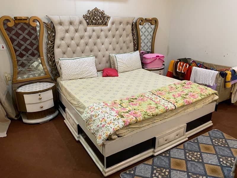 king Size Bed Set with side tables and Mattress 2