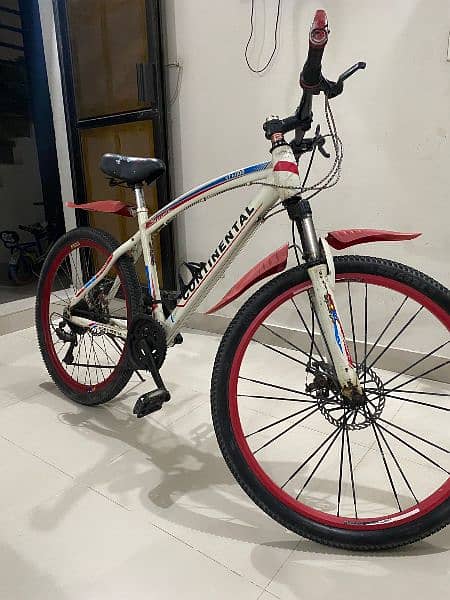 Contenaintal cycle for sale full size 1