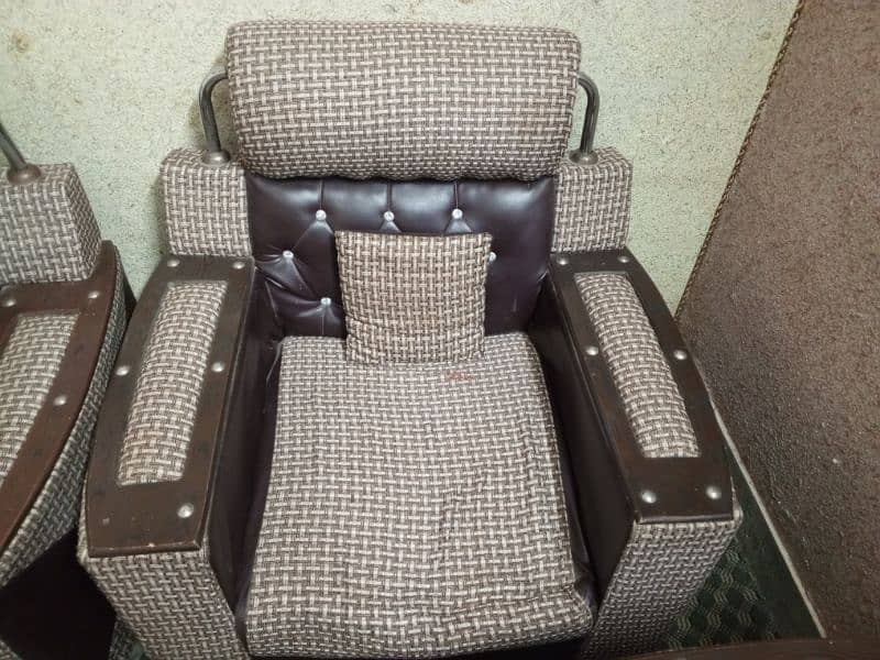 5 seater sofa 3