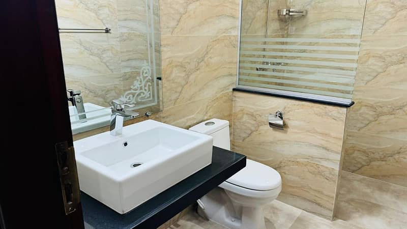 8 Marla Luxury House For Rent In Jeewan City 10