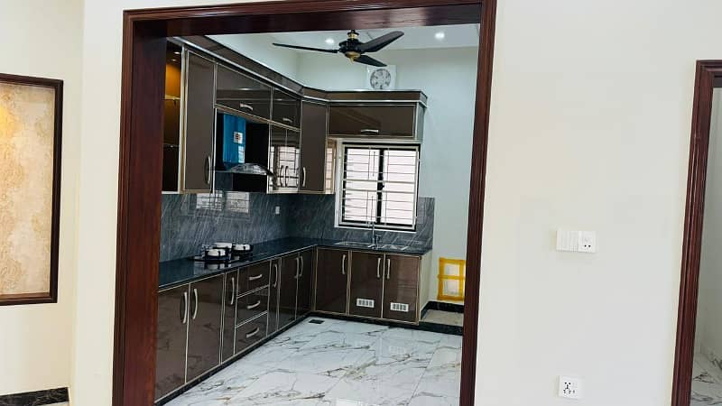 8 Marla Luxury House For Rent In Jeewan City 15