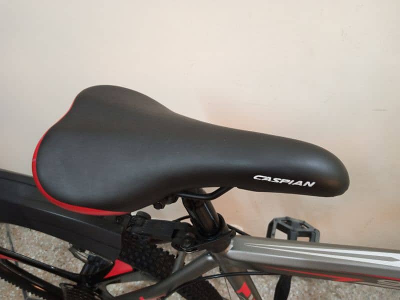 26 INCH IMPORTED GEAR CYCLE 1 MONTH USED URGENT SALE  03265153155 7