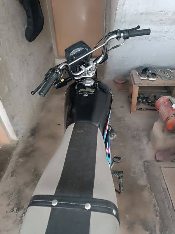 urgent sale Honda 70 need money 3