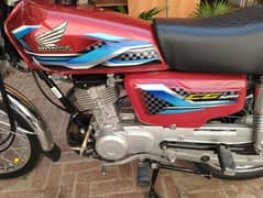 Honda 125 2024 Model Red 0/3/0/1/7/0/1/5/8/8/2