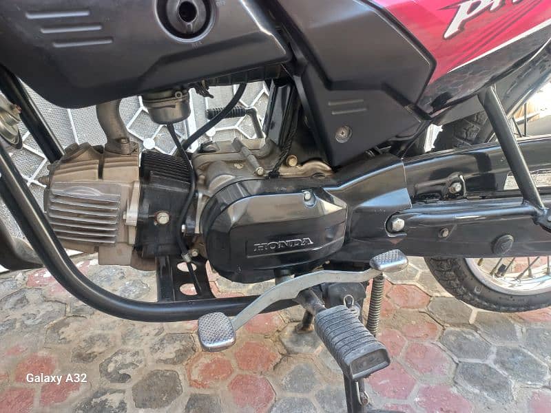 Honda Pridor 2021 modle Black colour 3