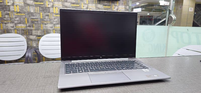 Hp Zbook fire fly 14 G7 Core i5 10th generation 4