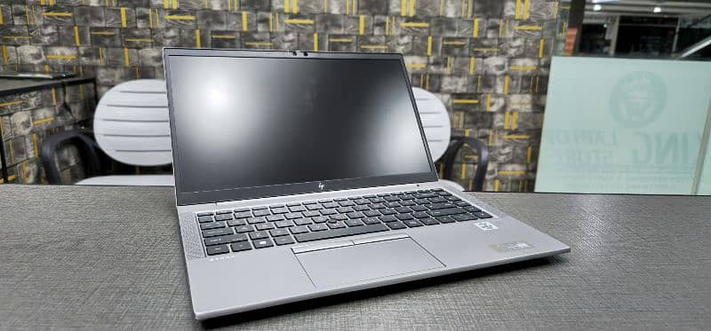 Hp Zbook fire fly 14 G7 Core i5 10th generation 9