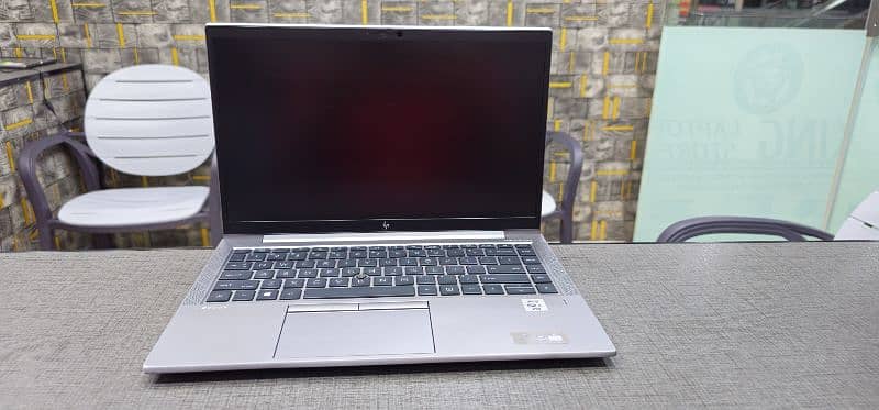 Hp Zbook fire fly 14 G7 Core i5 10th generation 10