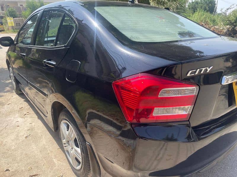 Honda City IVTEC 2018 Manual 1st Owner 4