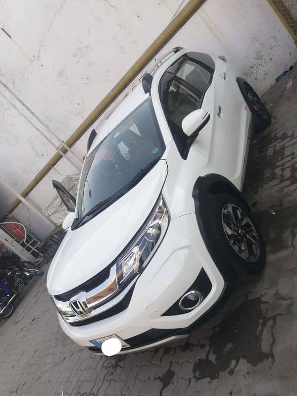 Honda brv for rent apv all 7 seters 3