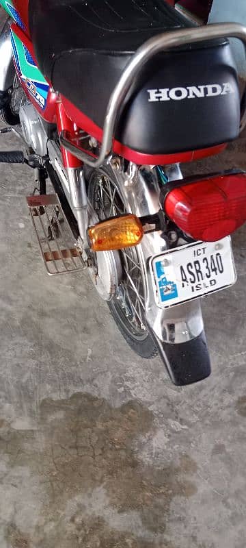 Honda cd 70 18 model islamabad nmbr 1