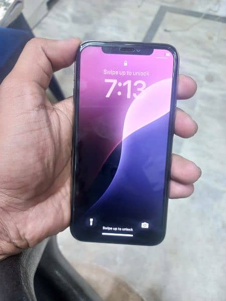 Iphone 11 pro 64 gb Factory Unlock 10/9 non pta 3