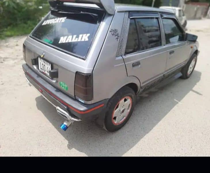 Daihatsu Charade 1986 2