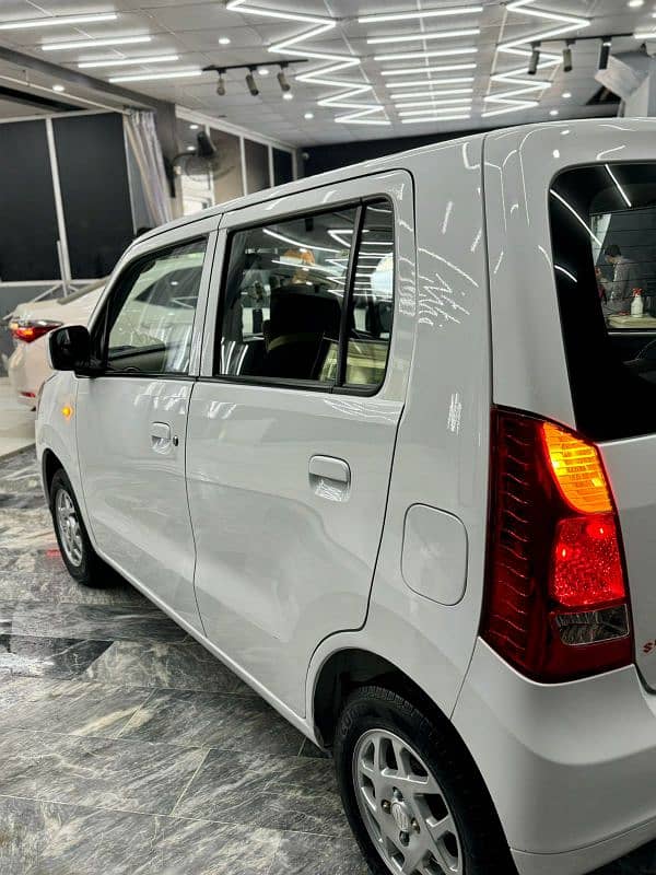 Suzuki Wagon R 2024 4