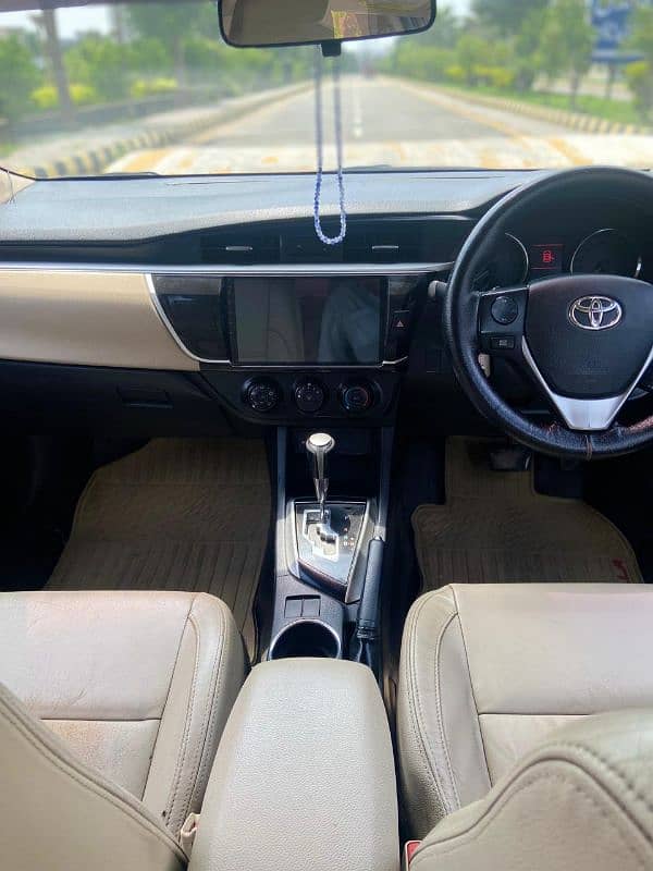 Toyota Corolla Altis 2015 8