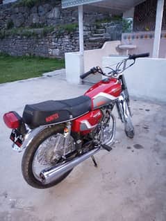 Antique Honda 125 for sale in excellent condition location Rawalpindi