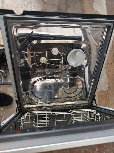 Dishwasher slightly Used good condition 3