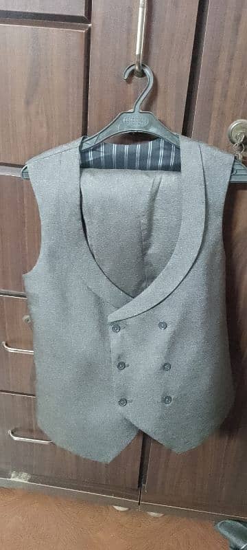 pent coat 3 piece suit contact us:03110110785 1