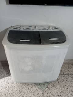 Apex Washing machine with Dryer 0