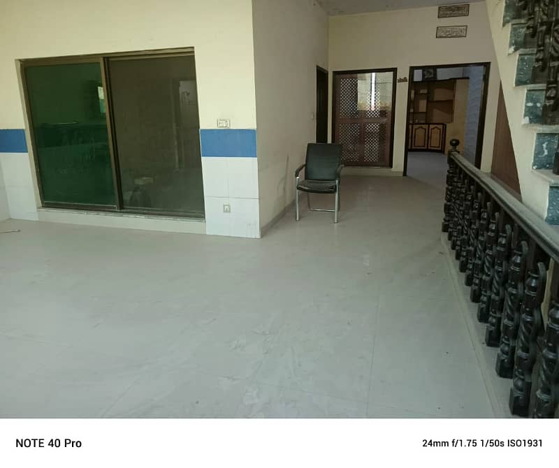 Spacious 8 Marla Commercial Floor for Rent Ideal Office Space near Nawaz Sharif Interchange 18