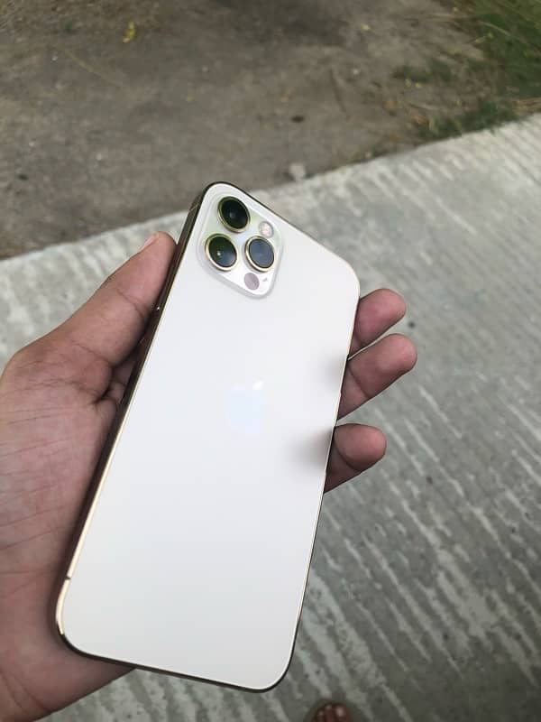 iPhone 12 pro 128GB whatapp 03276933207 no call only whatapp 2