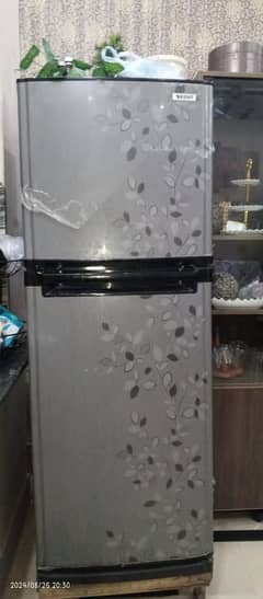 orient medium size fridge for sale