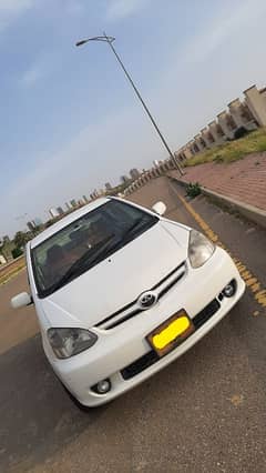 Toyota Platz 2005