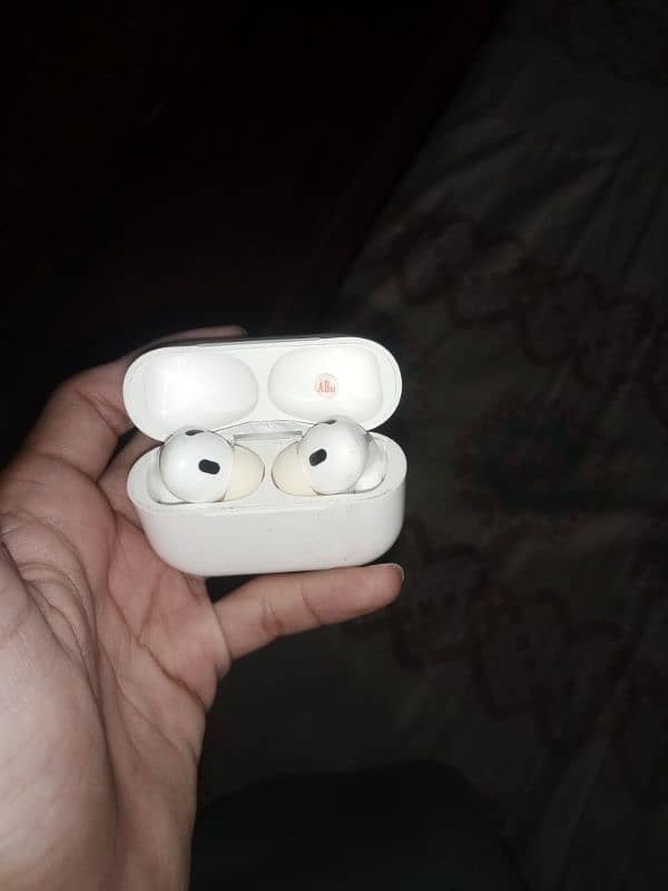 earphone 2