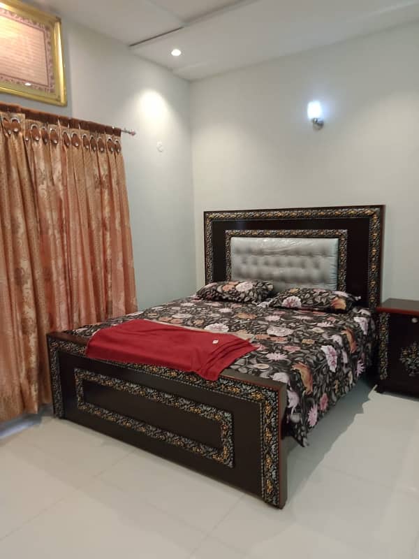 10 Marla Fully Furnished Lower Portion Is Available For Rent In Janiper Block Bahria Town Lahore 5