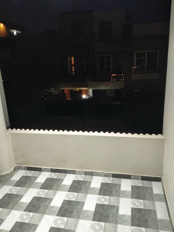 Lower Lock 5 Marla Brand New Upper Portion Available For Rent In Jinnah Block Bahria Town Lahore 4