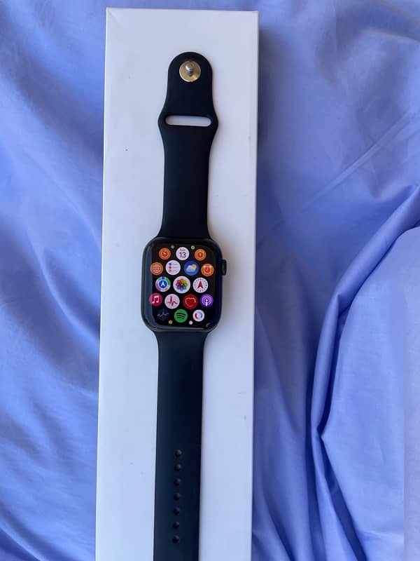 Apple watch Series 7 13