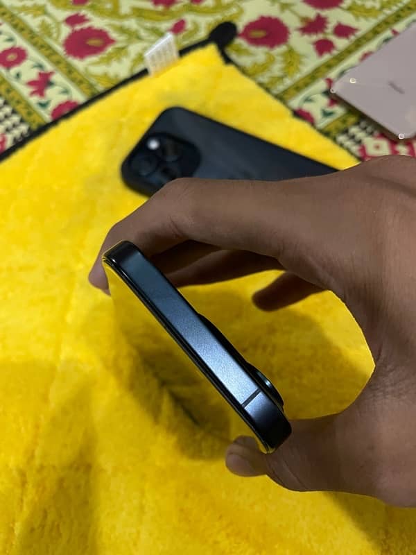 iPhone 15 pro Pta Approved 5